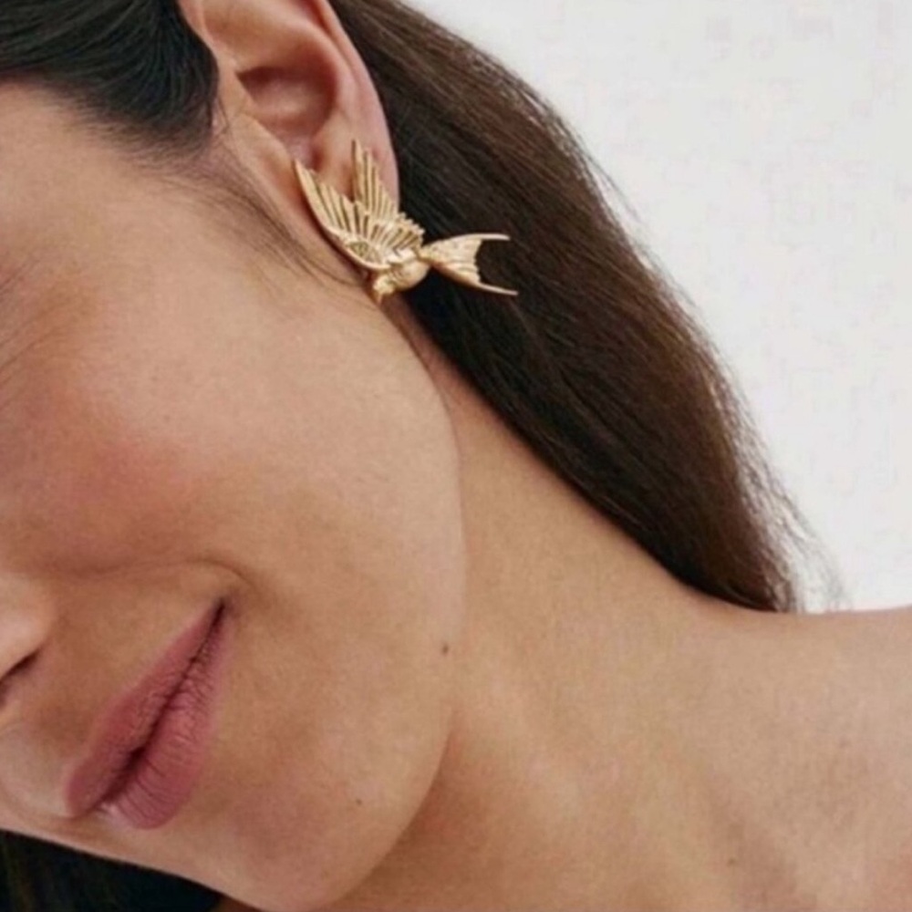 NWOT Zara 14K Gold Plated
Sparrow Bird Earrings - Picture 4 of 6